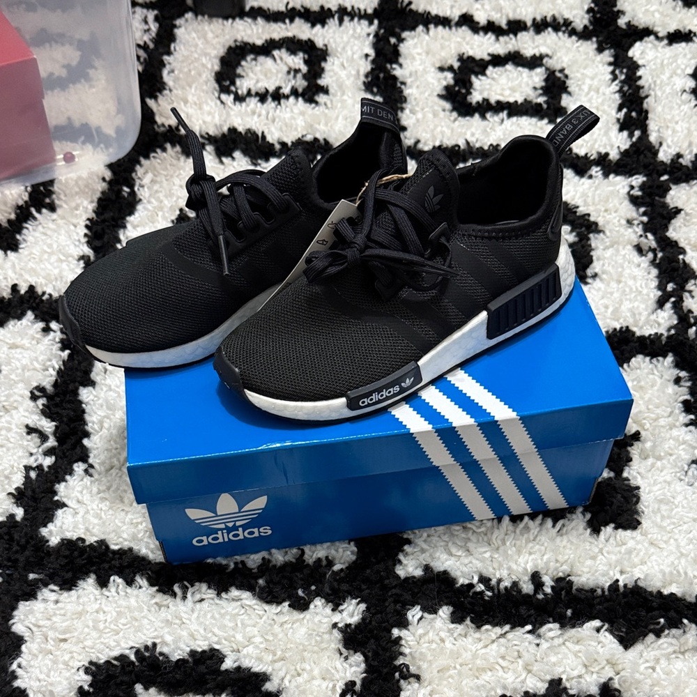 NWT Adidas Kids Black and White Sneakers